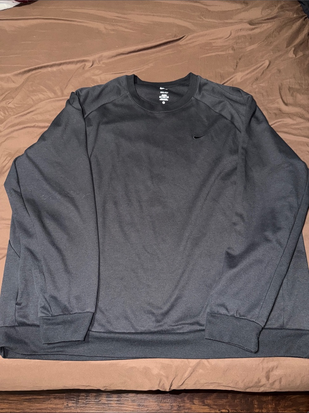 Nike Black Crewneck Sweatshirt with Subtle Swoosh